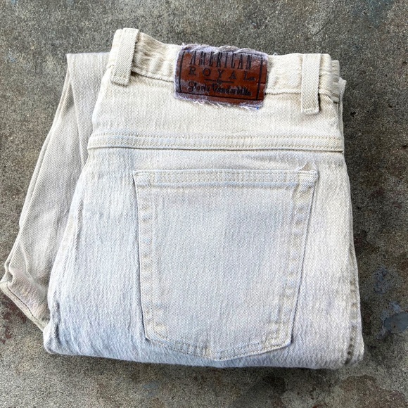 American Royal Off White High Rise Straight Leg Denim - Picture 7 of 9